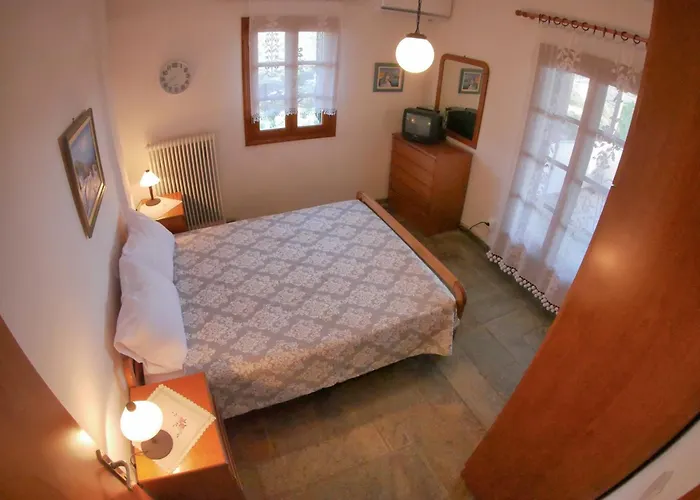Paradiso Apartments With Sea View